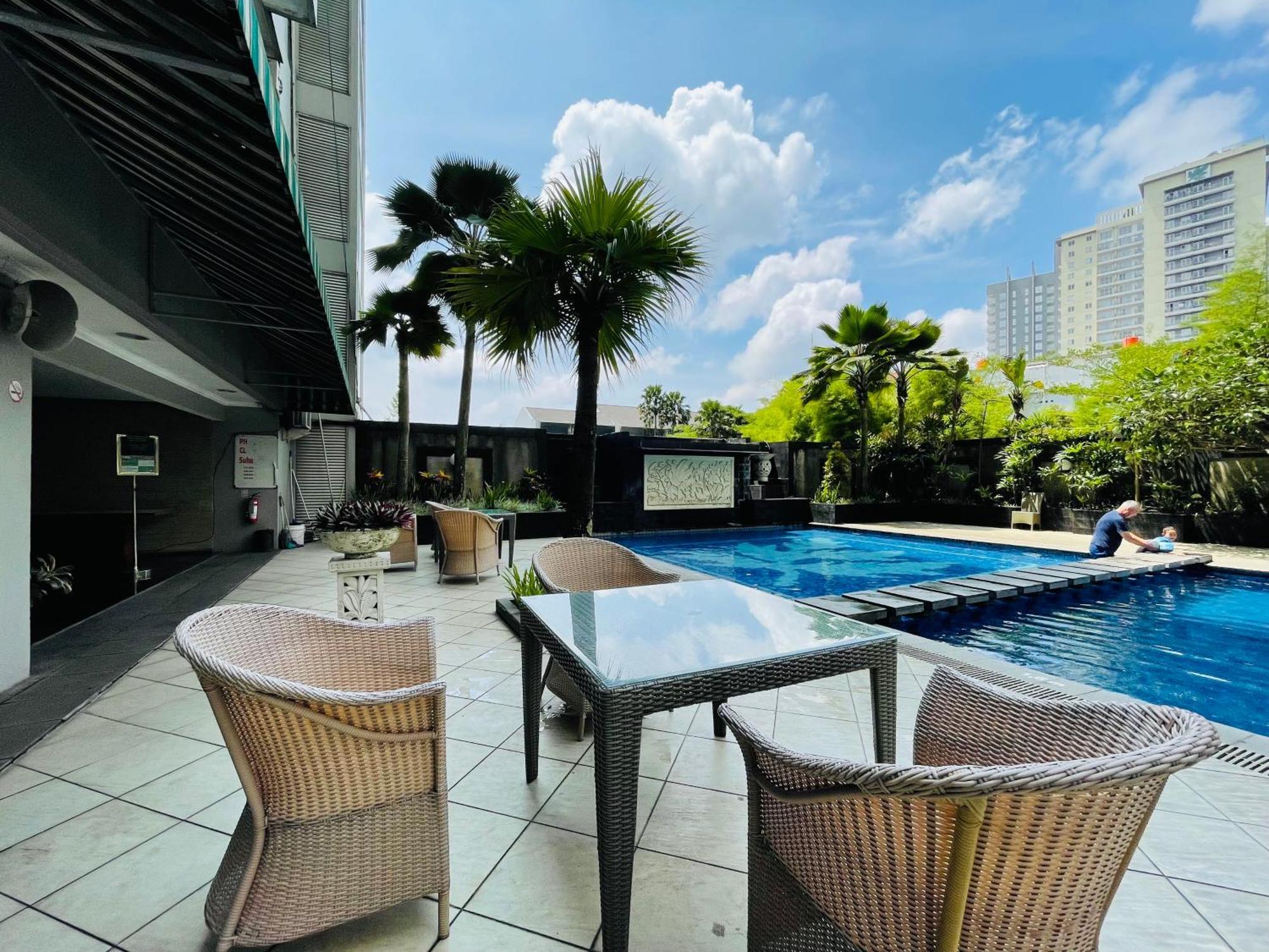 Gorgeous At Galeri Ciumbuleuit 1 With Stunning View Apartemen